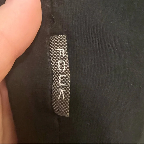 Woman size large long sleeve T-shirt hoodie. - Picture 5 of 6